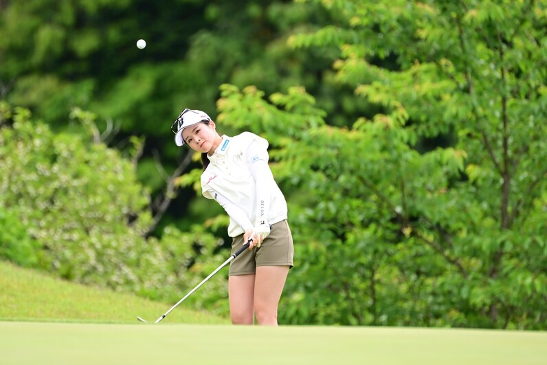 宮田成華プロ　サイン3点セット　ゴルフ　LPGA 宮田成華プロ サイン3点セット ゴルフ LPGA - メルカリ