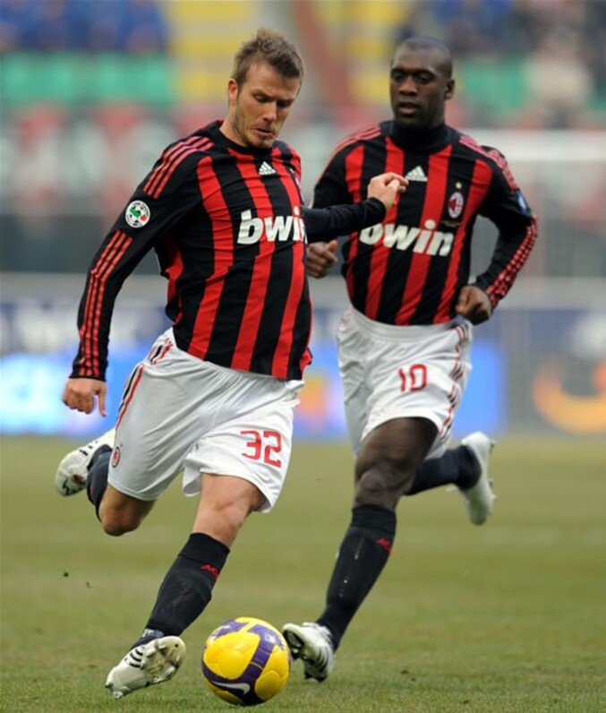 セードルフ「スタンドから揶揄の口笛が聞こえたのは残念」＝ACミラン