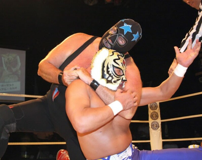 マスクド スーパースターの【ローリン製】プロレスマスク(サイン、日付け有り) マスクド スーパースターの【ローリン製】プロレスマスク(サイン