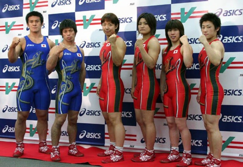 2025超人気 昇り龍のように」レスリング北京五輪試合用ウェアを公開 ボクシング