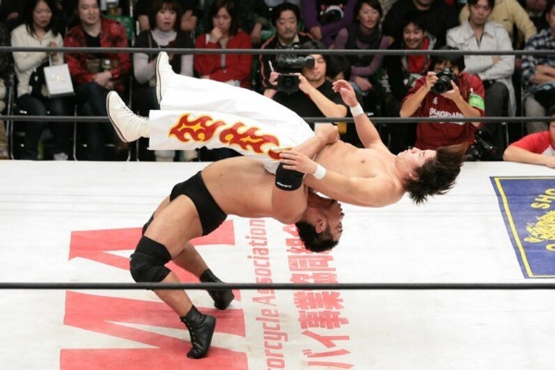 大日本プロレス】ストロングvsデスマッチのタッグ頂上対決は関本