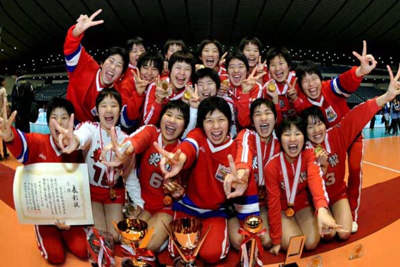 男子は都城工が初V、女子は東龍が二連覇！＝春高バレー最終日