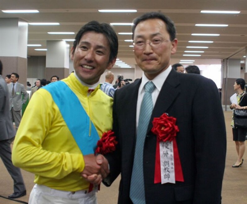 週刊ギャロップ当選品　ウォッカ　生写真　四位騎手サイン入り　日本ダービー 週刊Gallop】あの名言が再び！？戸崎圭太騎手独占インタビュー