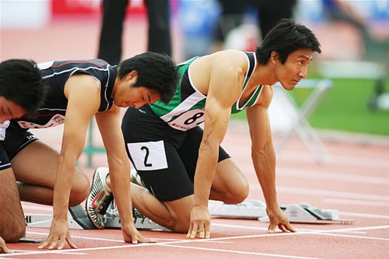 サイン 陸上 朝原宣治 第46回 陸上競技 朝原宣治選手 (2/3) - アスリートメッセージ