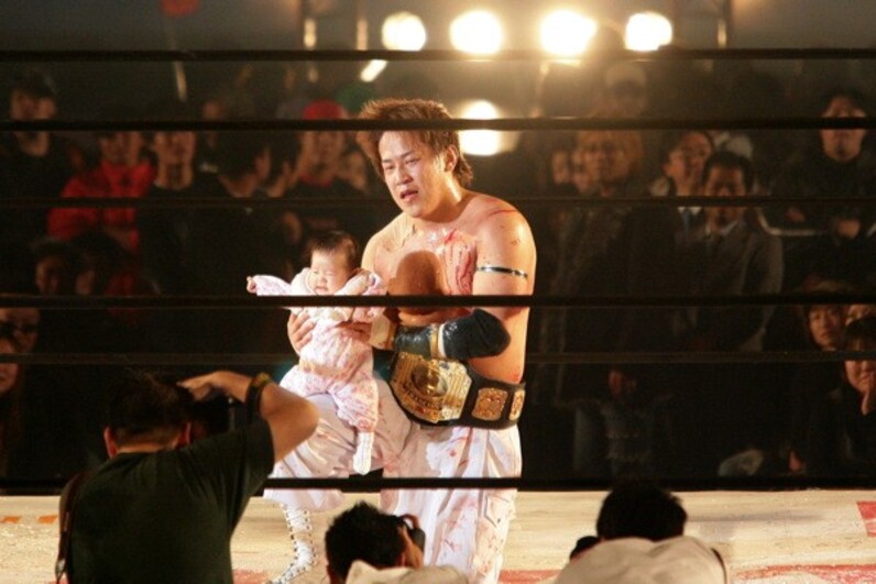 大日本プロレス 宮本裕向 デスマッチ 大日本】宮本裕向がアキラと蛍光灯デスマッチで激突！＜2.2大阪