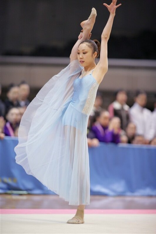 新体操　横地愛 